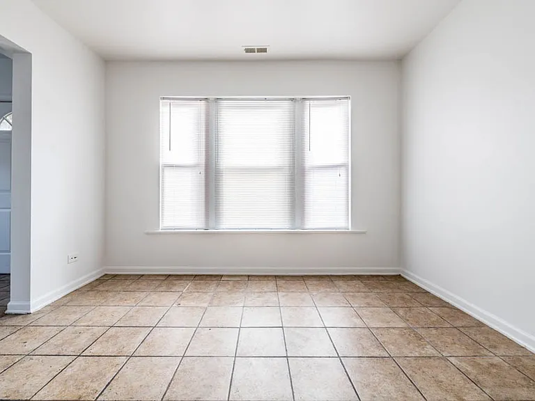 5448 W Adams St #119-21 — Photo 17
