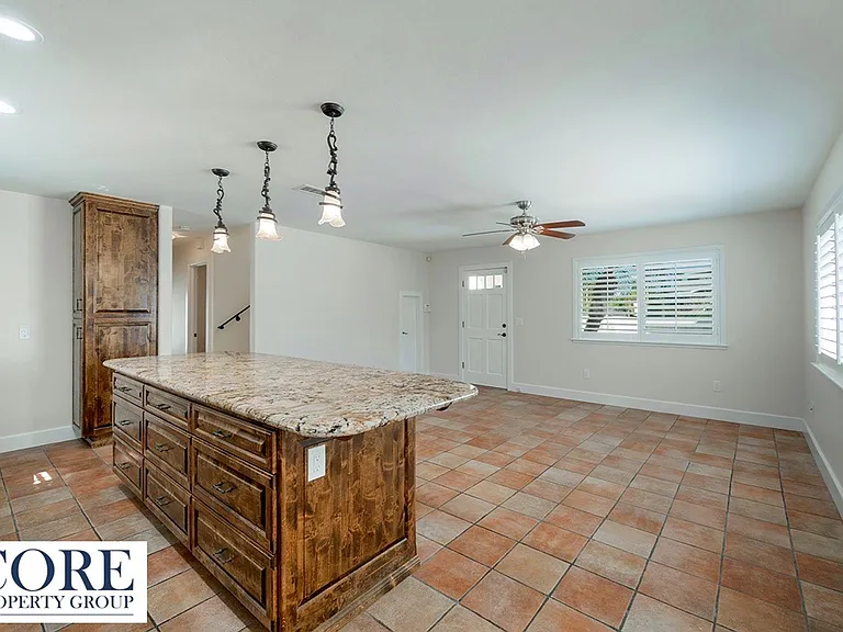 308 Palm Ave — Photo 7