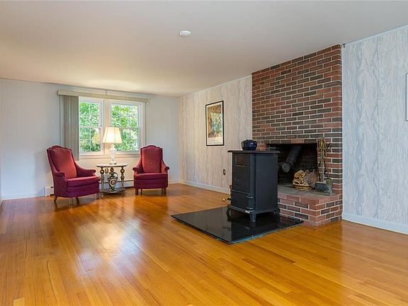 5th image of 23 Brentwood Rd