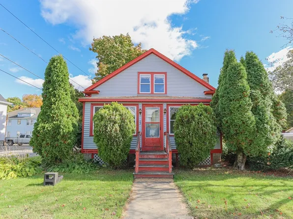 27 Snowling Rd, Uxbridge, MA 01569