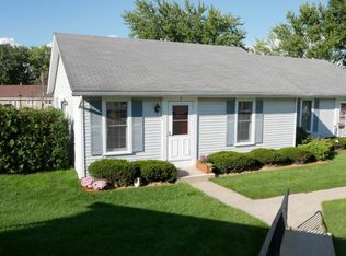 406 Crystal Valley Dr UNIT 9, Middlebury, IN 46540