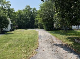 3819 Cross Creek Rd, Nashville, TN 37215