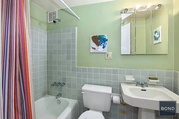 Sold by Bond New York | media 14