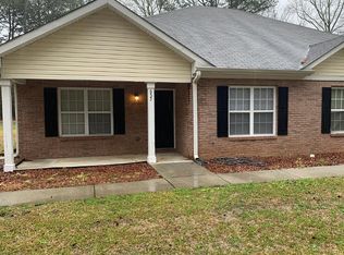 633 Senoia Rd #A, Tyrone, GA 30290