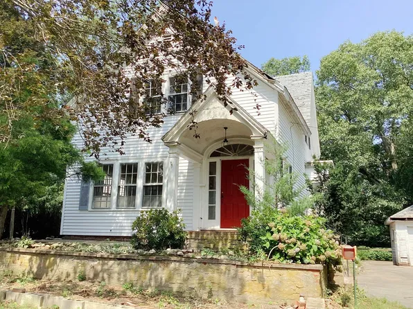 365 S Main St, Attleboro, MA 02703
