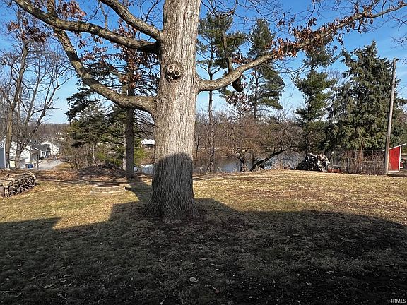3rd image of 2563 E Beech Ave