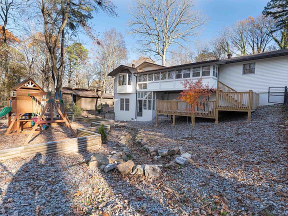 2nd image of 12 Cambre Cir