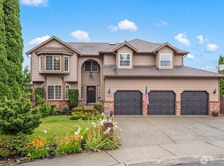 1932 S 370th Ct, Federal Way, WA 98003