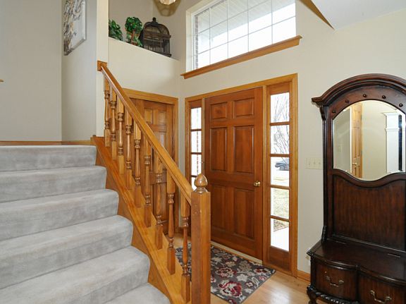 3rd image of 2343 N University Dr