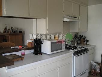 2nd image of 417 Longfellow Ave