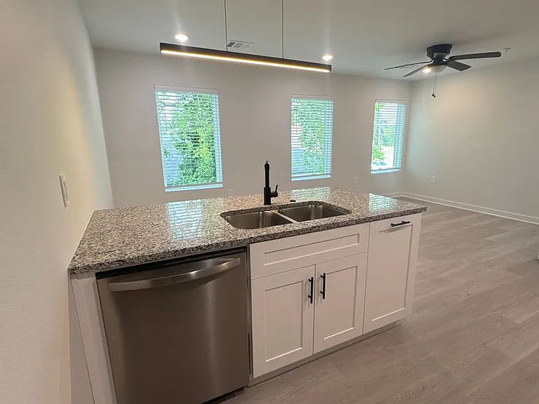 2405 Judson Rd — Photo 10