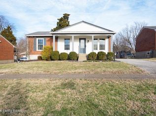11613 Chasewood Ct, Louisville, KY 40229