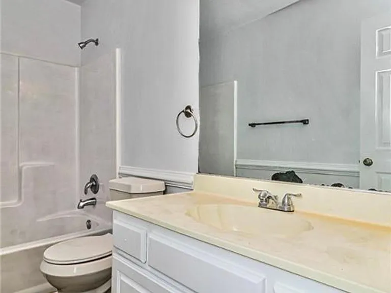 4609 Marlwood Way — Photo 9