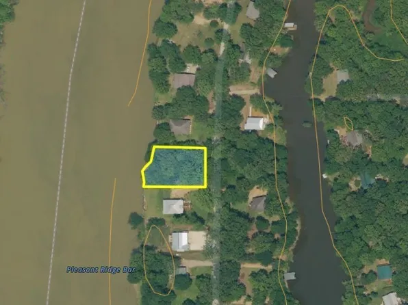 113 Two Rivers Rd N, Eutaw, AL 35462