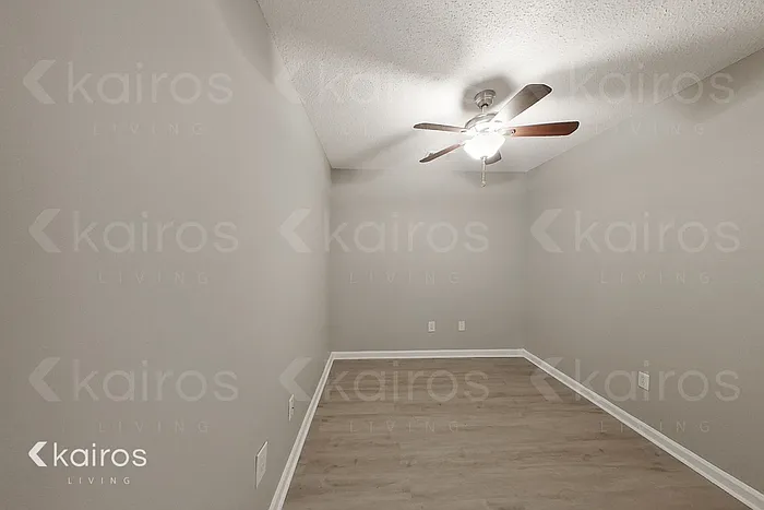 334 Amanda Dr — Photo 16