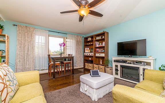 3rd image of 8245 Belmont Ave #30