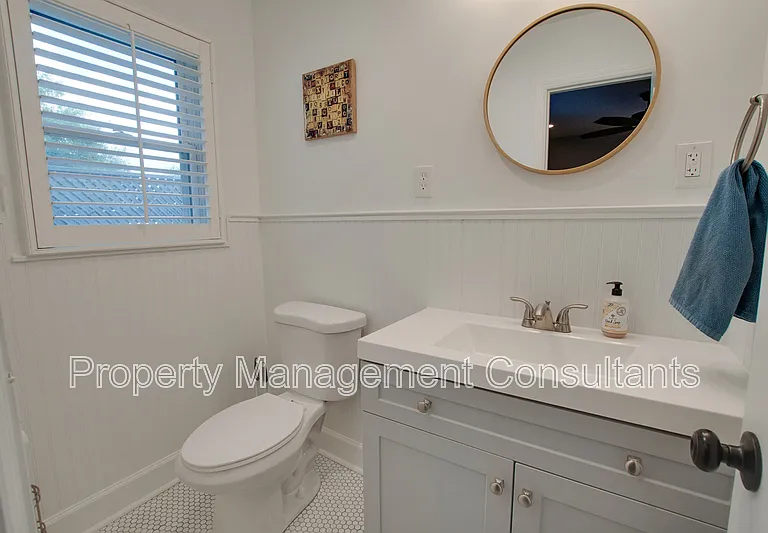 805 Rison Ave NE — Photo 30