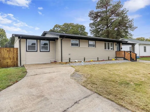 903 Ellington Sq, Portsmouth, VA 23701