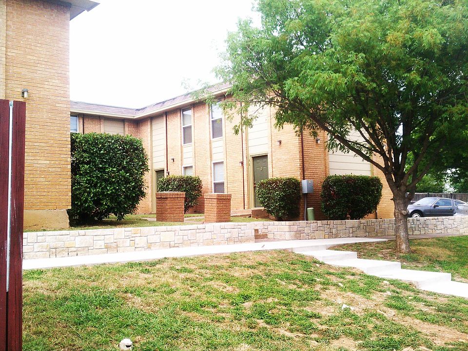 1st image of 2269 W Oak St APT A13