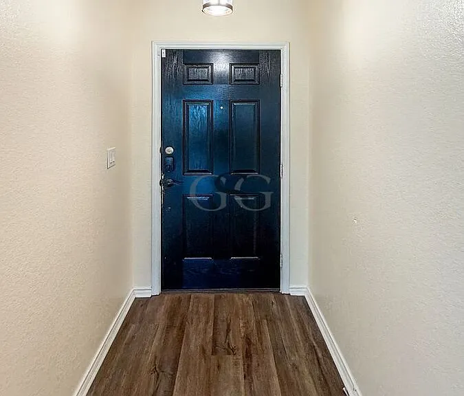 10535 Noble Cyn — Photo 23