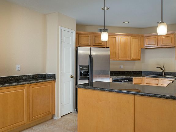 4th image of 6655 N Canyon Crest Dr Unit 1206