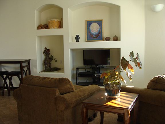3rd image of 609 S Amante Dr