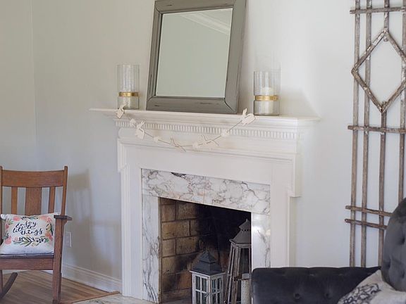 2nd image of 818 Plaza Dr