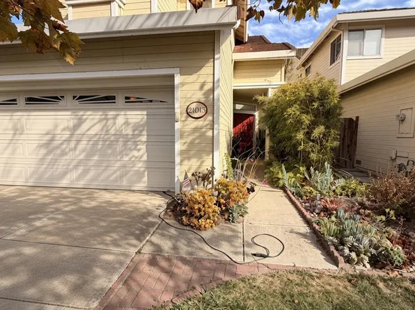 21013 Country Park Rd, Salinas, CA 93908
