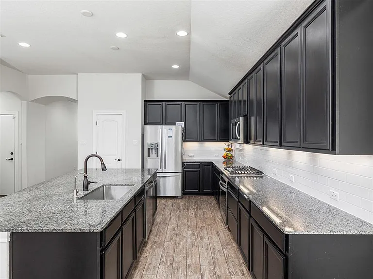 17314 Calipatria Ln — Photo 17