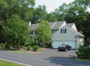 1040 Park Ave, Wycombe, PA 18980