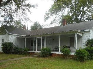 127 Lovvorn Rd, Carrollton, GA 30117