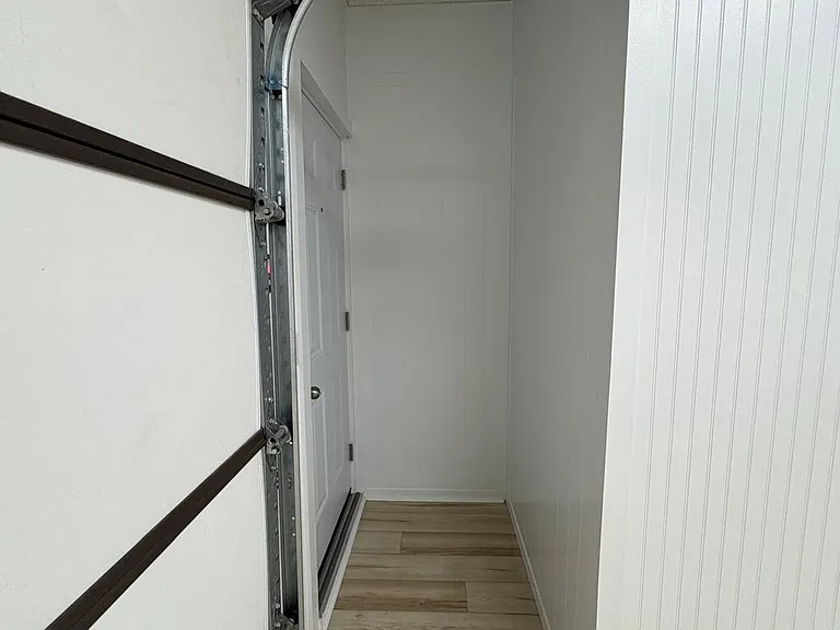 2229 Beeler Ave #C — Photo 11
