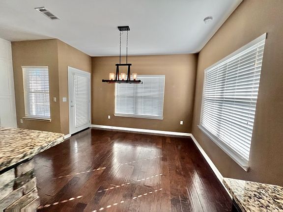 3rd image of 119 Matt Blvd #1
