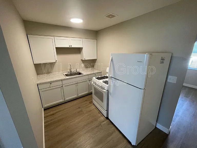 135 W Hendricks St #2 — Photo 6