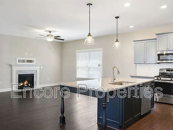 4th image of 200 Big Barn Dr