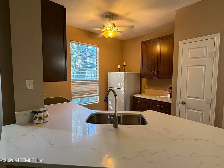 13703 Richmond Park Dr N #2304 — Photo 6
