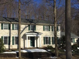 117 Woodberry Ln, Fayetteville, NY 13066