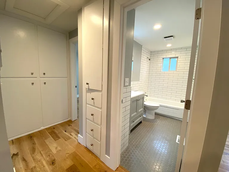 1627 E Roosevelt Ave — Photo 11