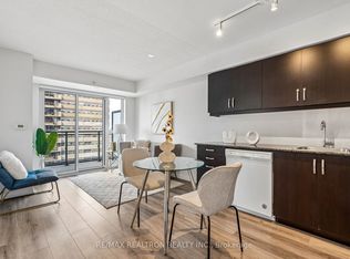 30 Meadowglen Pl #1503, Toronto, ON M1G 0A6