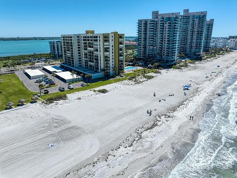 1480 Gulf Blvd #401-A — Photo 2