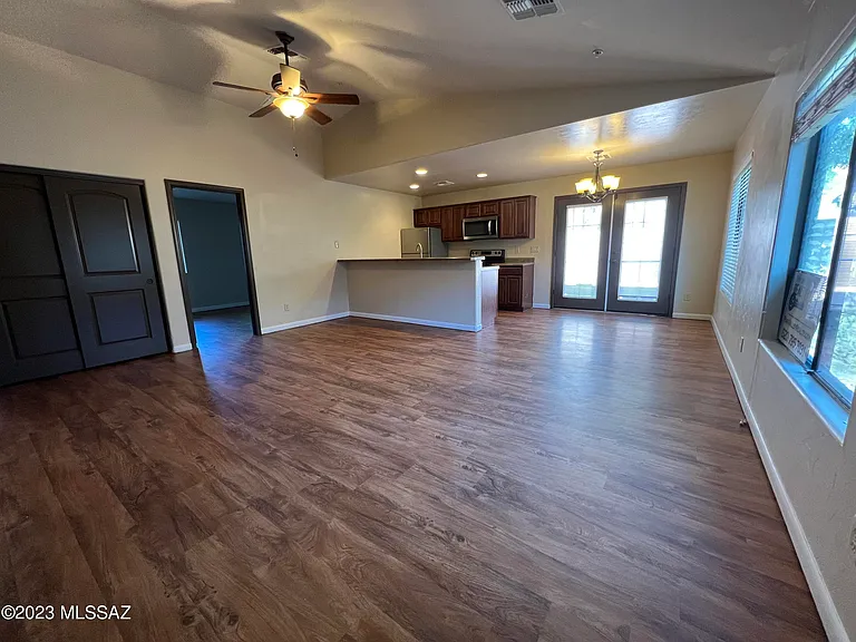 2501 S Pantano Pkwy #3 — Photo 4