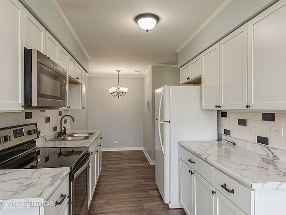 4th image of 2600 Brookwood Way Dr APT 101