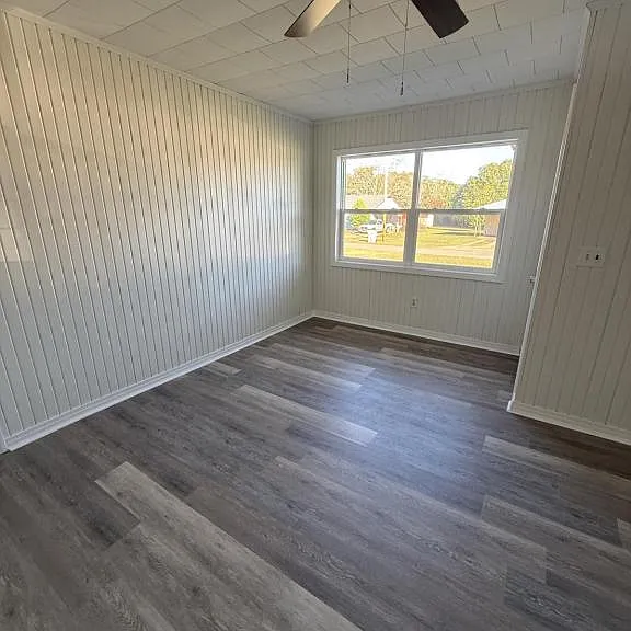 1033 Morrow Ave — Photo 4