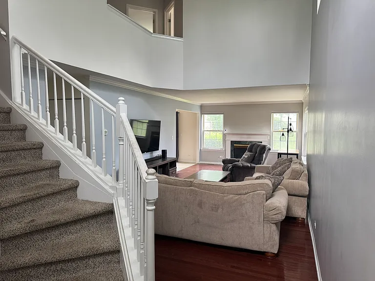 215 Dogwood Ct — Photo 11