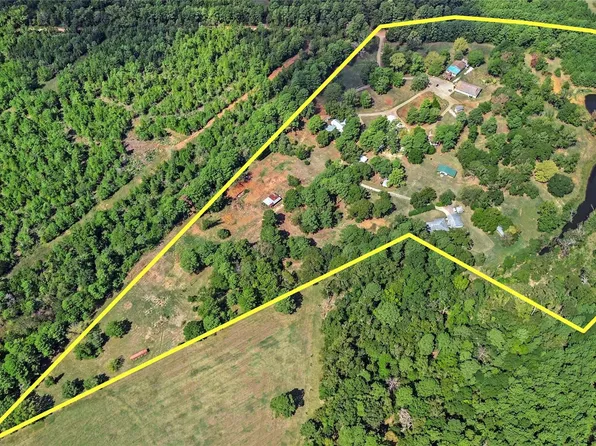 100 Pr 6065, Grapeland, TX 75844