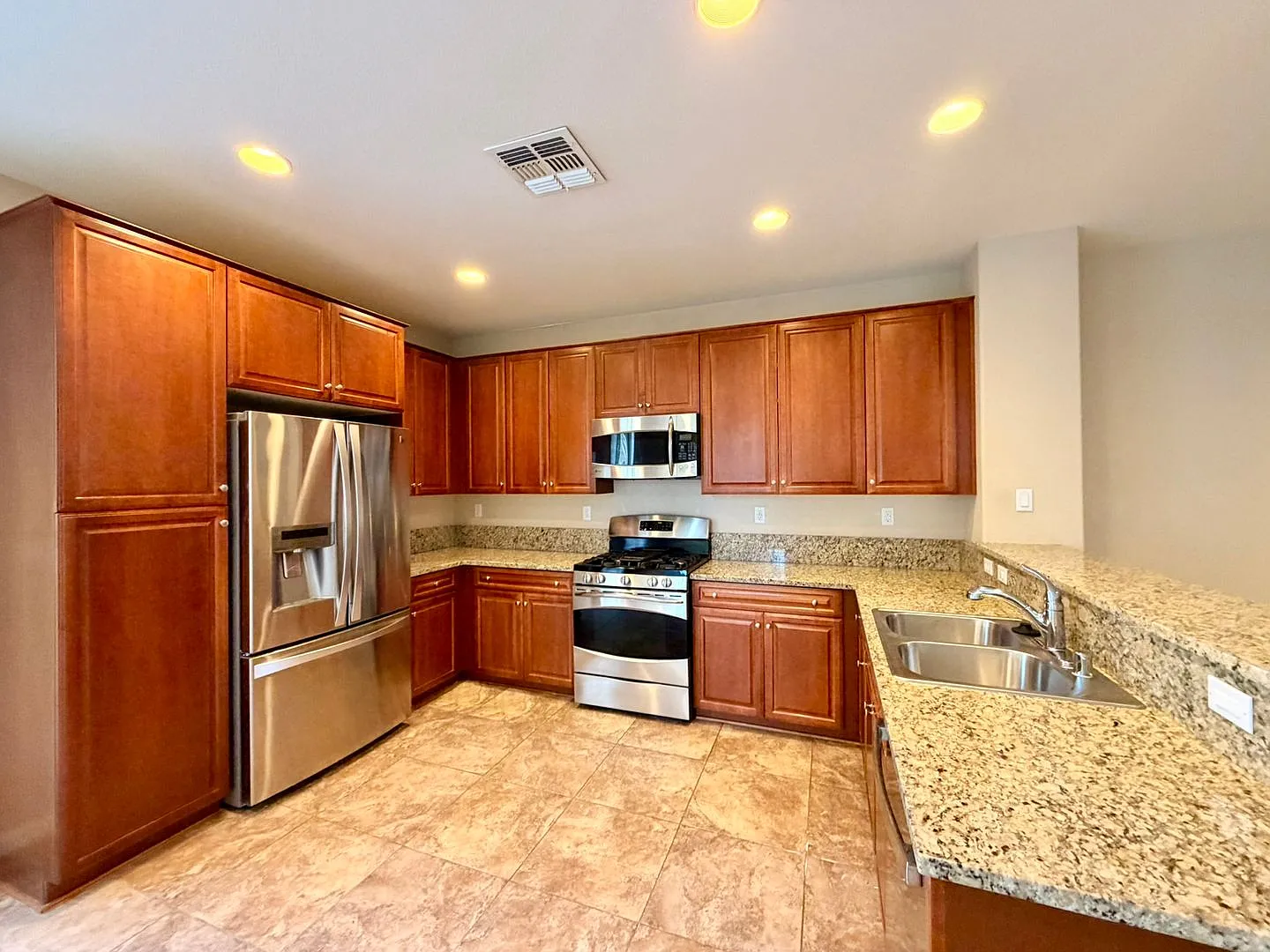 10787 Grayslake Dr — Photo 3