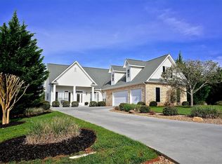 110 Naduli Trl, Vonore, TN 37885