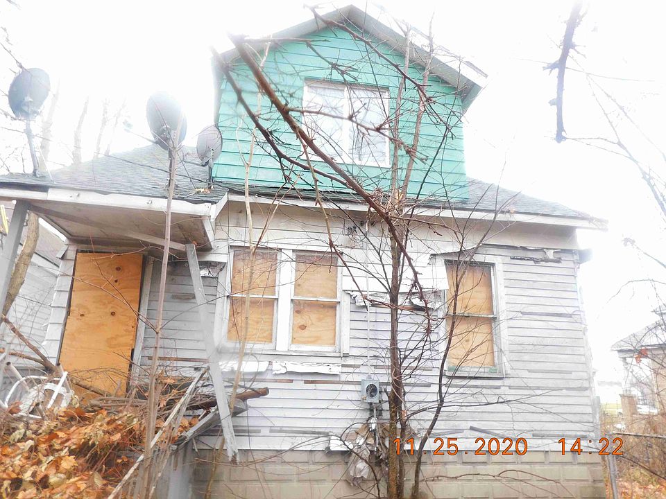 17824 Gable