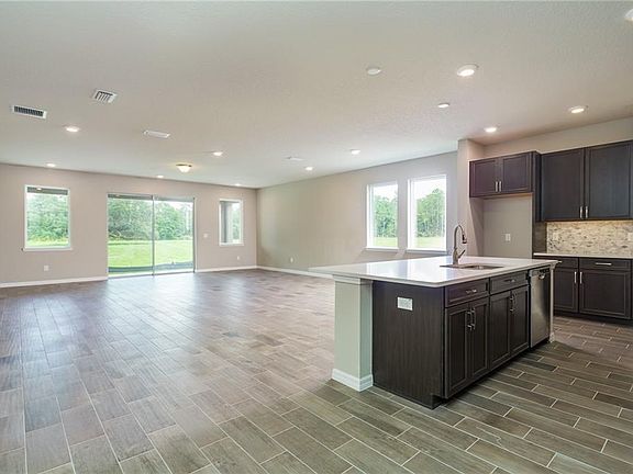 5th image of 13412 Palmera Vista Dr #227