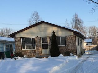 39444 Prentiss St, Harrison Township, MI